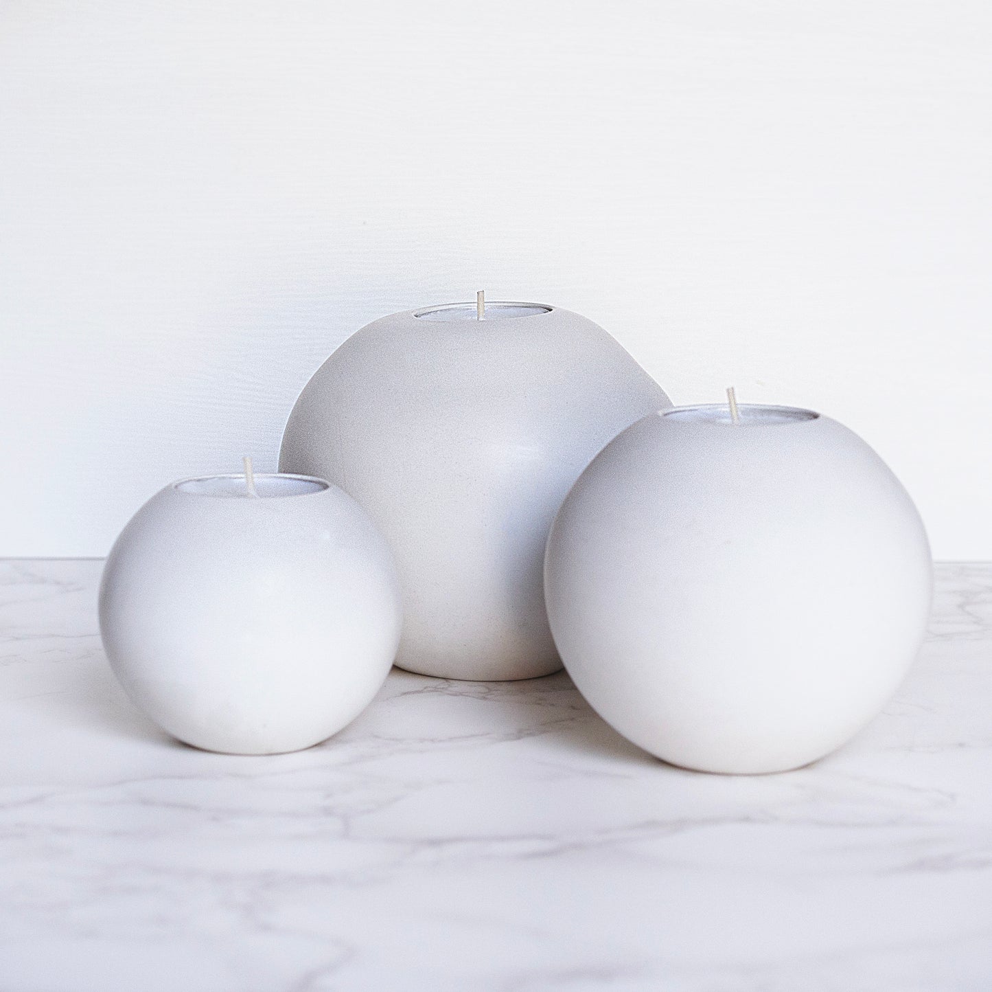 Ash White Round Concrete Tealight Holder