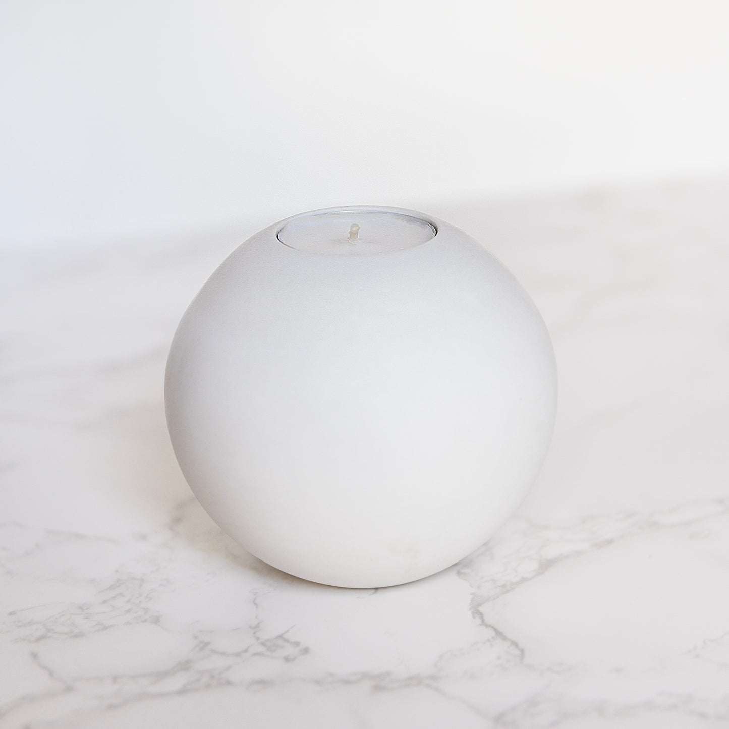 Ash White Round Concrete Tealight Holder