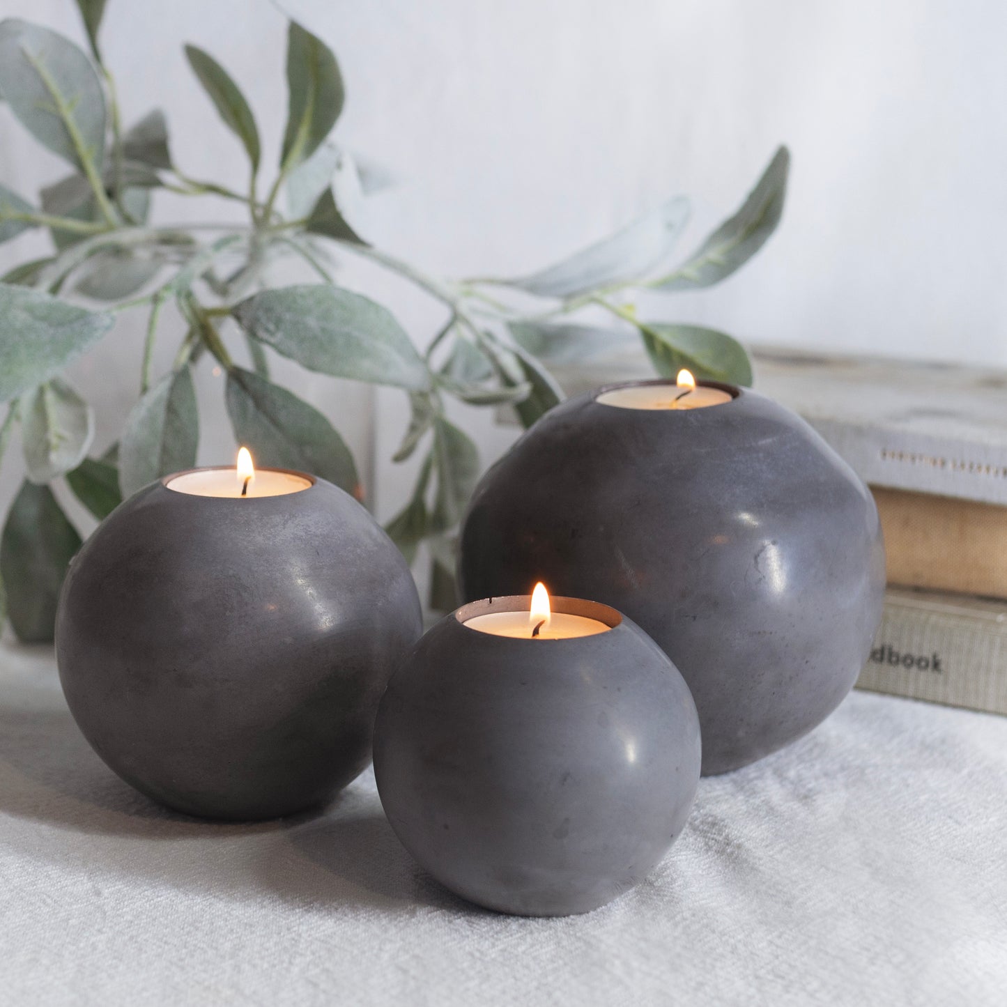 Charcoal Round Concrete Tealight Holder