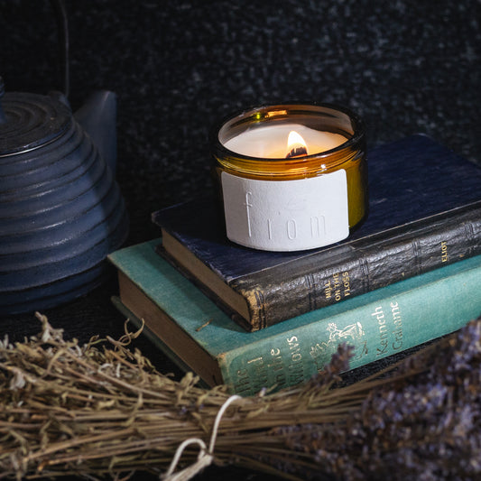 Vintage Green Glass Artisan candle - Sandalwood